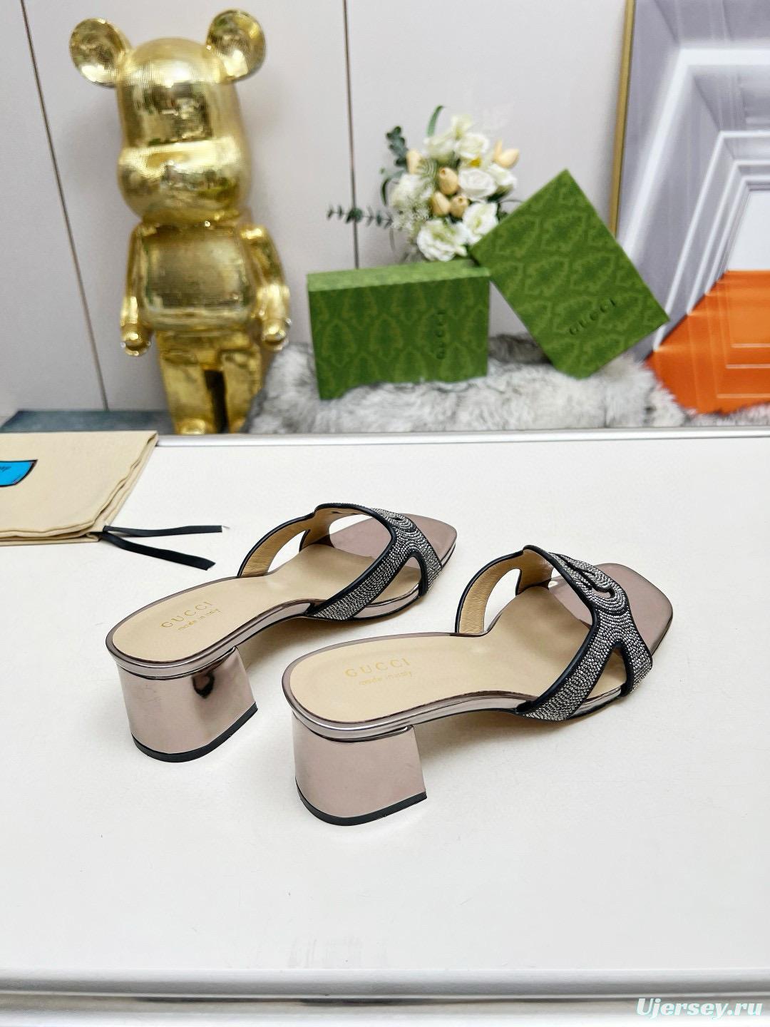 2025 Gucci Black Leather Slippers MJ00190