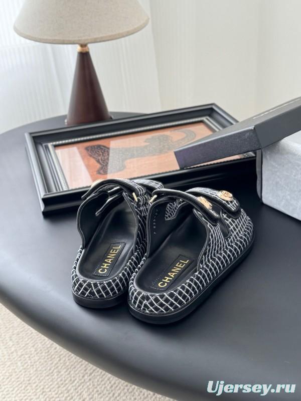 2025 Women Chanel Black White Leather Sandals LY00310