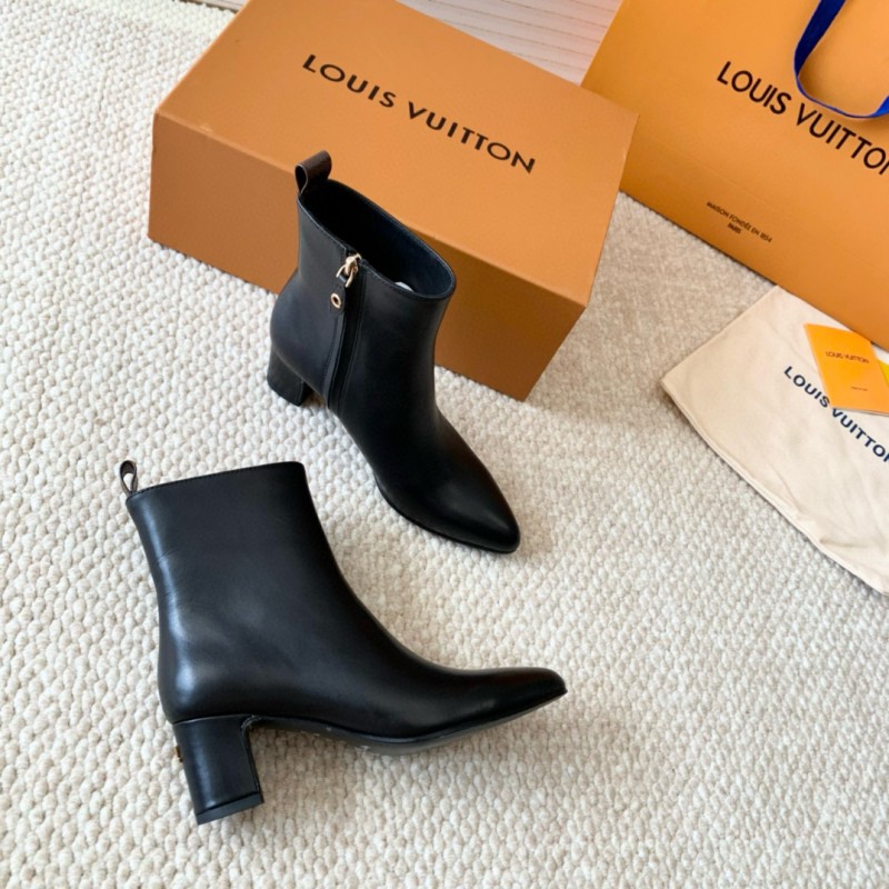 2024 Women Louis Vuitton Black Leather Boots MJ00410