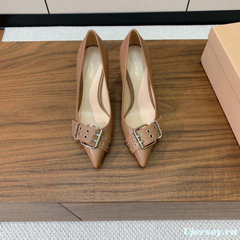 2025 Women Gianvito Rossi Pink Leather Buckle Pumps KFY00300