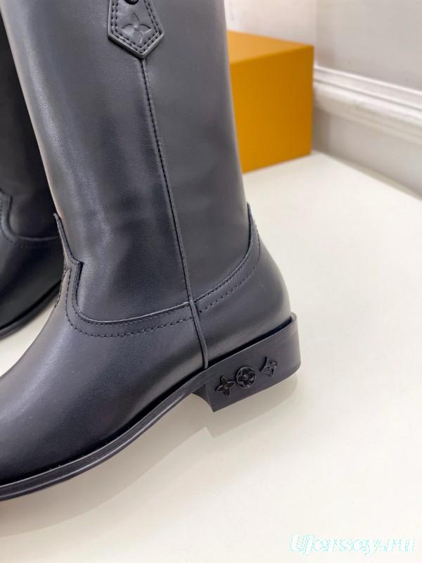 2024 Women Louis Vuitton Black Leather Boots MJ00440