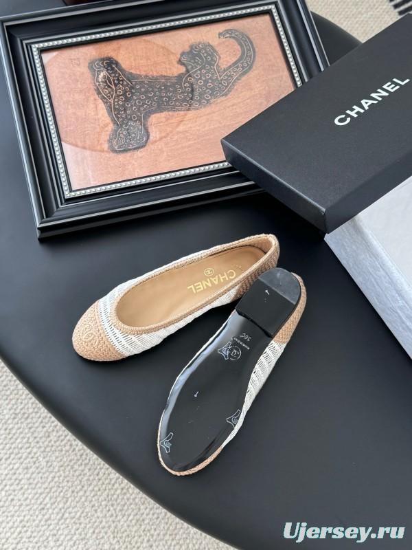 2025 Women Chanel White Beige Leather Mesh Ballet Flats LY00280