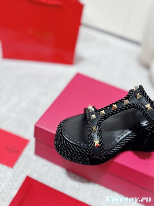 2025 Women Valentino Black Leather Wedge Sandals Studded LY00290