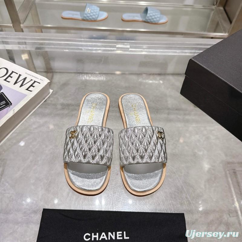 2025 Slippers Chanel Silver Leather Slippers