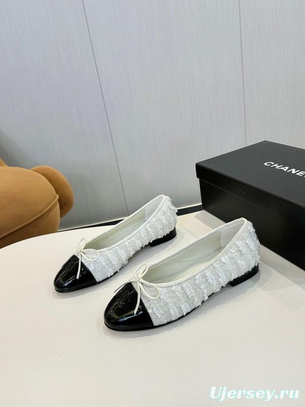 2025 Women Chanel White Black Lambskin Ballet Flats