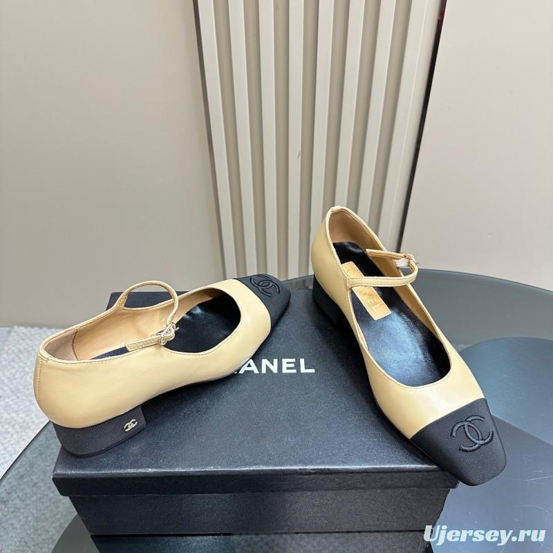 2025 Women Chanel Beige Black Leather Mary Jane Shoes KFY00290