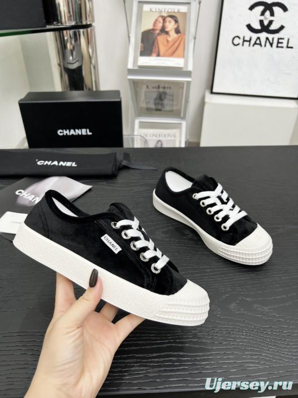 2025 Women Chanel Black Canvas Sneakers LY00230