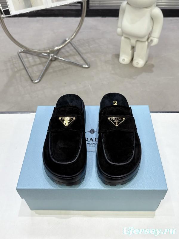 2025 Women Prada Black Velvet Mules