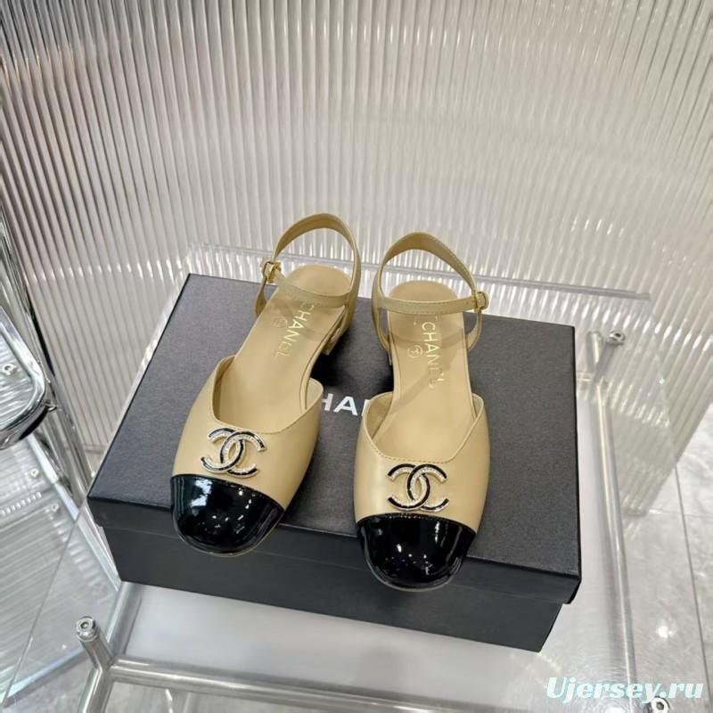 2025 Women Chanel Beige Black Leather Slingback Flat Sandals LY00260
