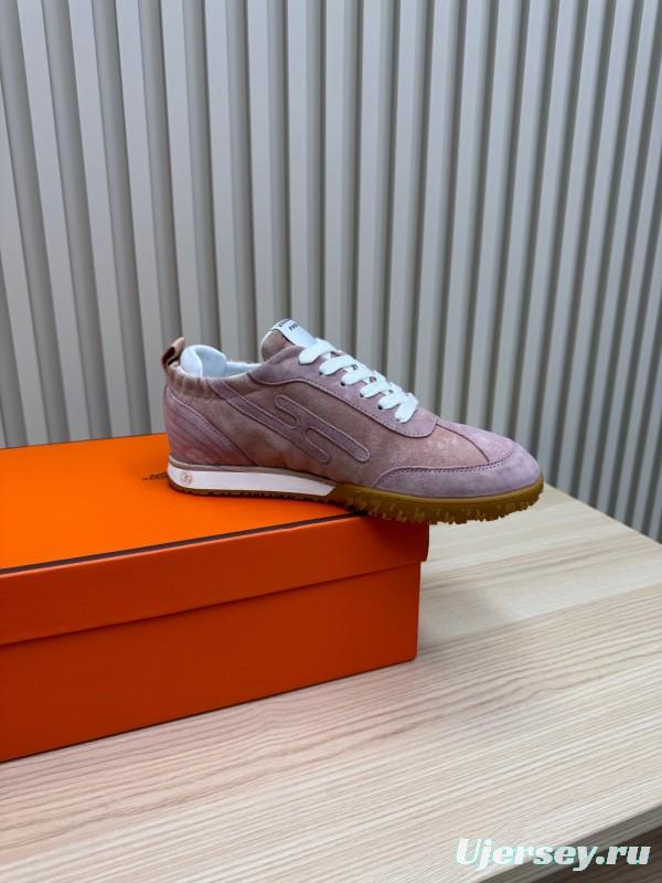 2025 Women Hermès Pink Suede Sneakers KFY00300
