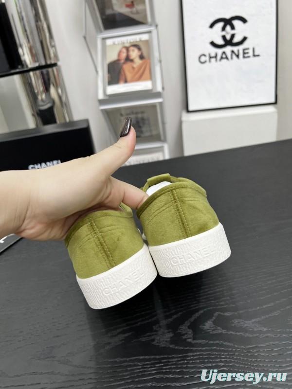 2025 Women Chanel Green Suede Casual Sneakers LY00230