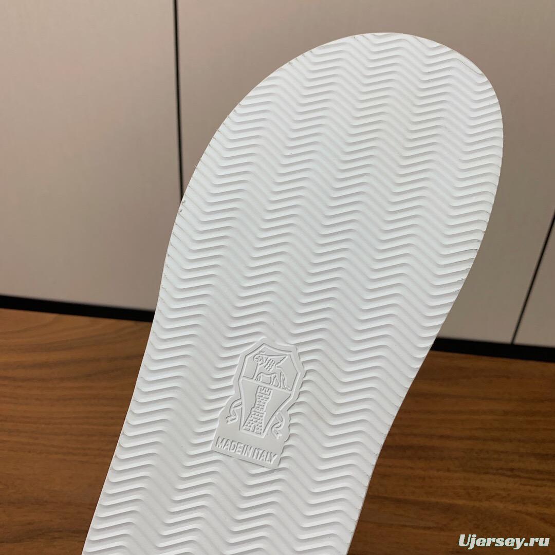 2025 Unisex Brunello Cucinelli Light Grey Suede Casual Sandals With Adjustable Buckles KFY00250