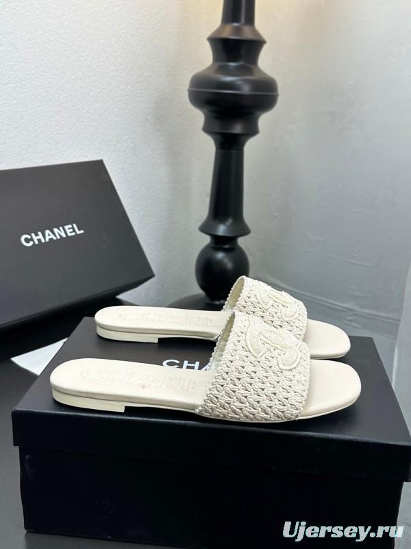 2025 CHANEL White Knit Leather Slippers LY00250