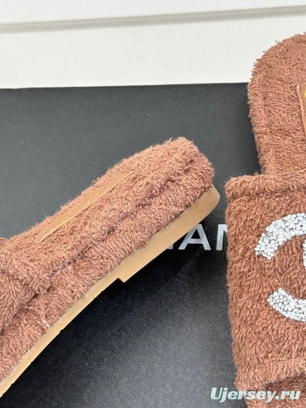 2025 CHANEL Brown Terrycloth Slippers CC Logo KFY00220
