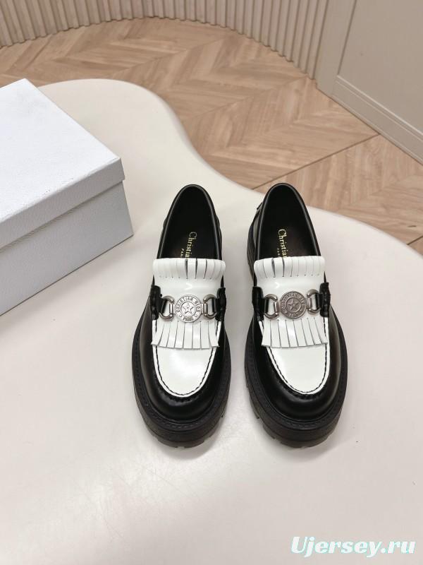2025 Women Dior Black White Leather Loafers Metal Buckle KFY00350