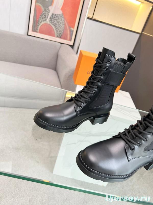 2024 Women Louis Vuitton Black Leather Boots MJ00320