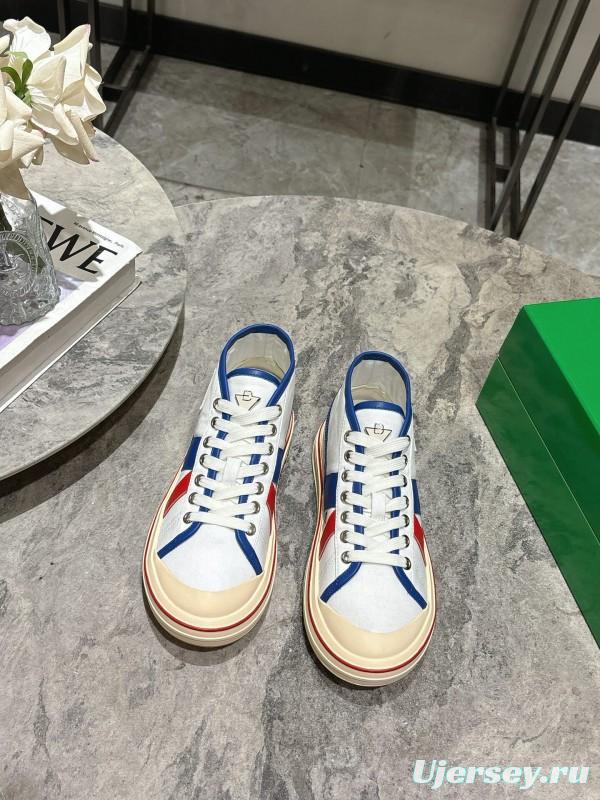 2025 Unisex Bottega Veneta White Blue Red Canvas Lambskin Sneakers Hand Painted Red Line KFY00260