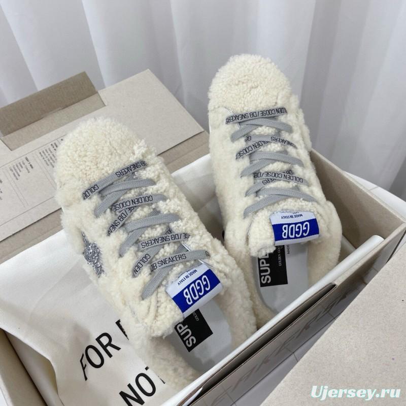 2024 Slippers GGDB White Shearling Star MJ00280
