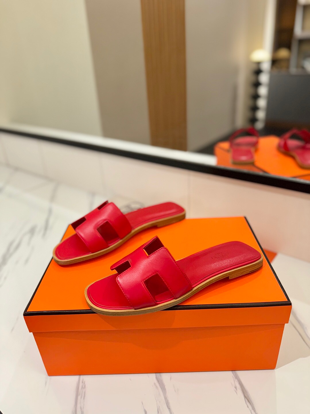 2025 Women Hermès Red Leather Slippers
