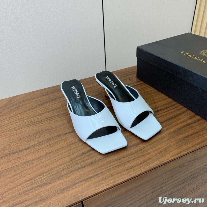 2025 Women VERSACE White Patent Leather Slippers KFY00280