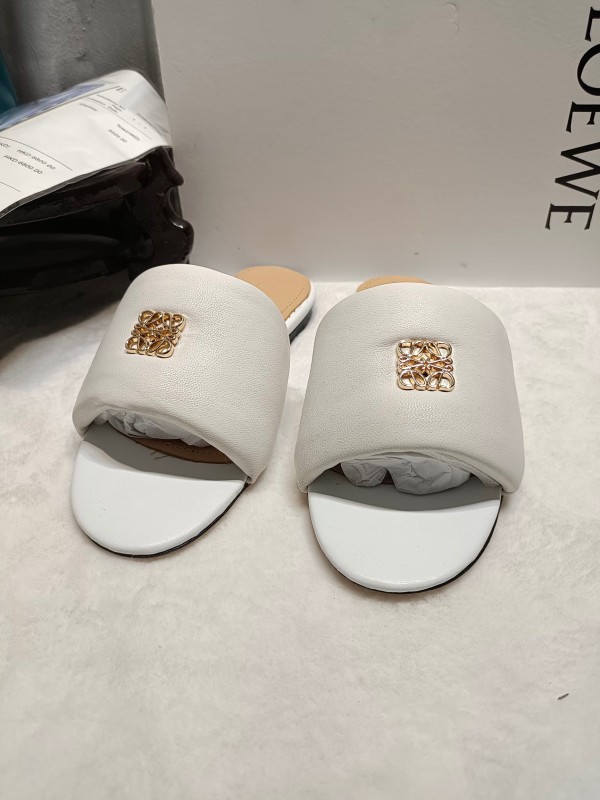 2025 Women Loewe White Leather Slippers LY00260