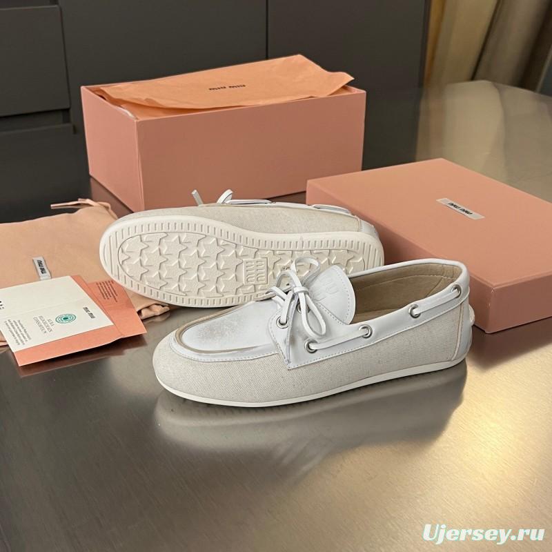 2025 Women Miu Miu White Leather Loafers LY00230