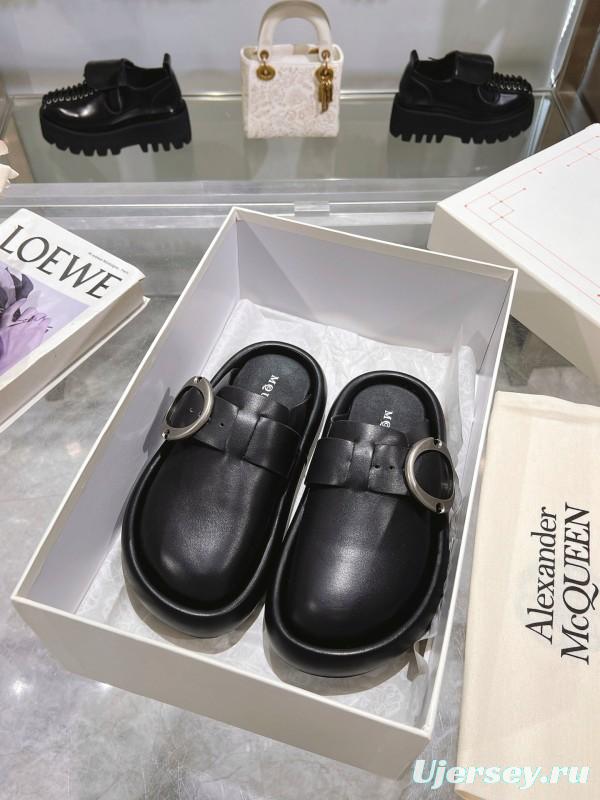 2025 Unisex Alexander McQueen Black Leather Mule Shoes Flexion Anatomical Sole KFY00300
