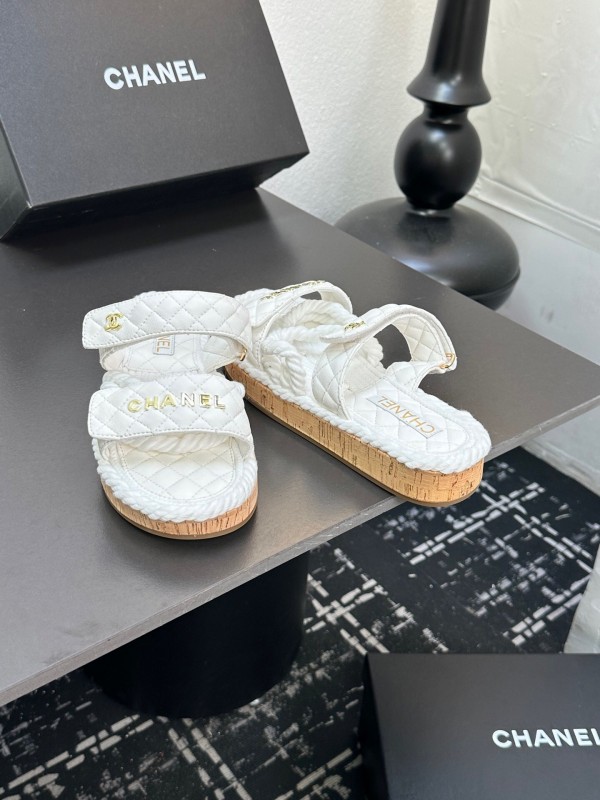 2025 Slippers Chanel White Quilted Fabric Cork Sole LY00250