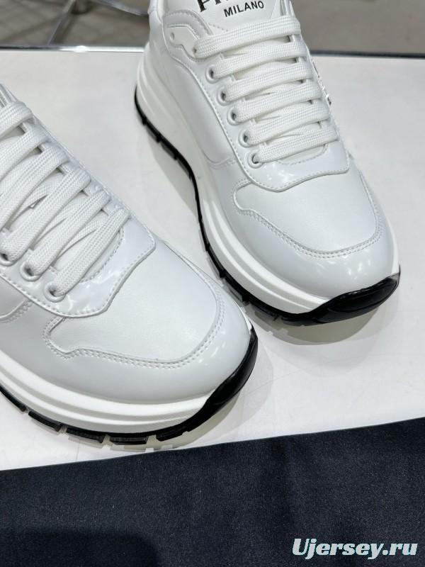 2025 Women Prada White Leather Sneakers KFY00310
