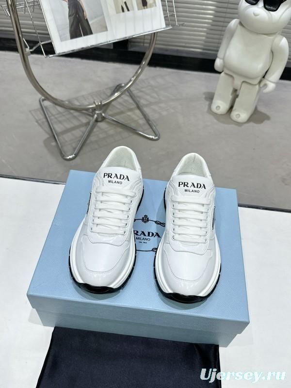 2025 Women Prada White Leather Sneakers KFY00310