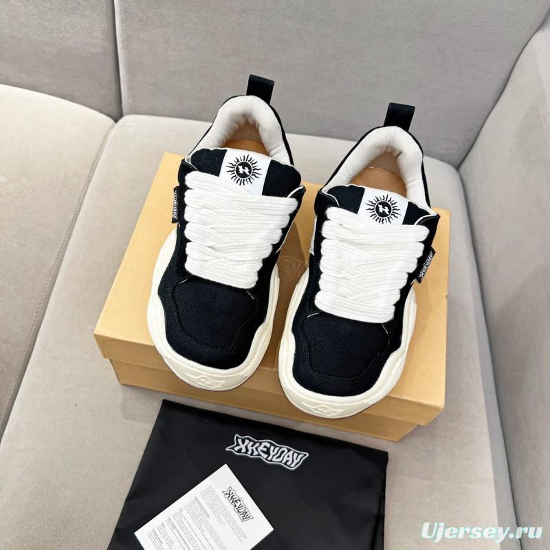 2025 Unisex HEYDAY Black White Canvas Suede Wave Pattern Sneakers KFY00260