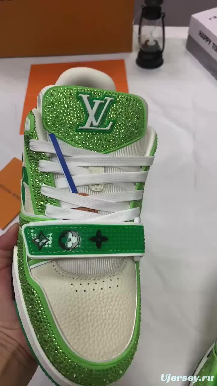 2024 Unisex Louis Vuitton Green White Leather Plimsolls Full Crystal MJ00420