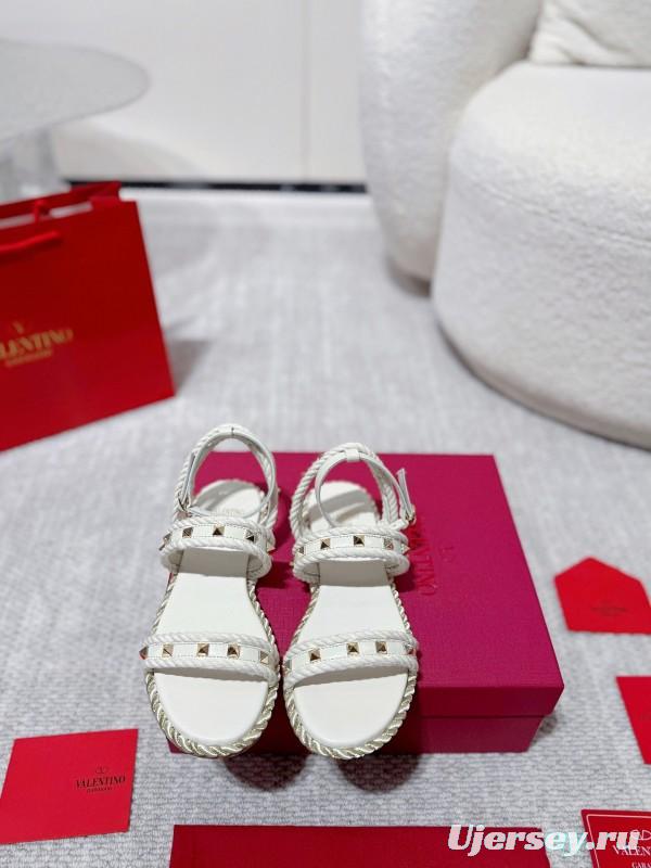 2025 Women Valentino White Leather Sandals Studded LY00250