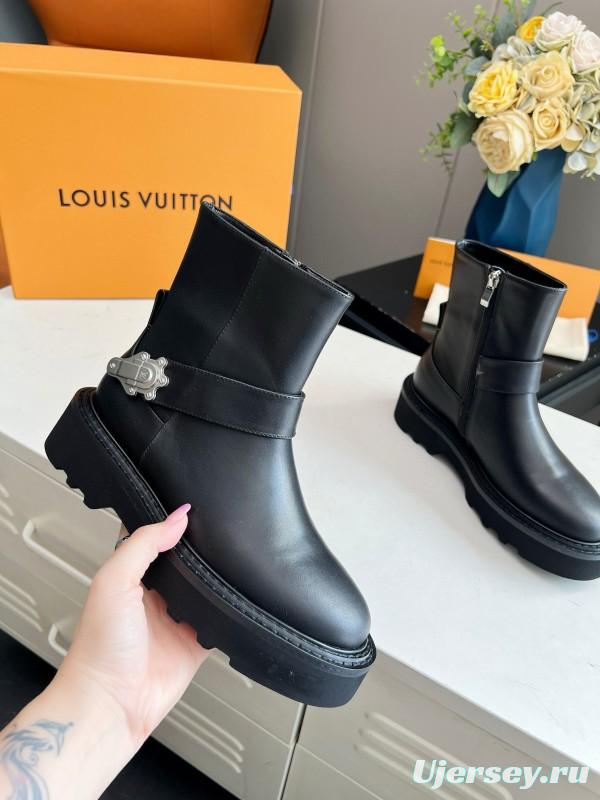 2024 Women Louis Vuitton Black Full Grain Calf Leather Ankle Boots MJ00310
