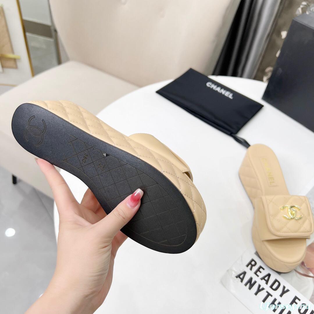 2025 Women Chanel Beige Leather Platform Slide Sandals