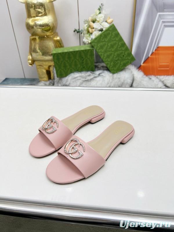 2025 Women Gucci Pink Leather Slippers GG Buckle MJ00190