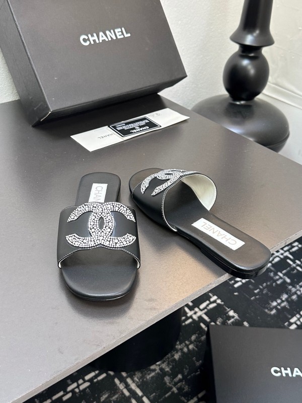 2025 Women Chanel Black Leather Rhinestone Logo Slide Sandals LY00360(F)