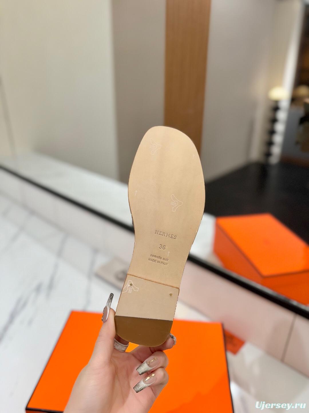 2025 Women Hermès Olive Leather Slippers