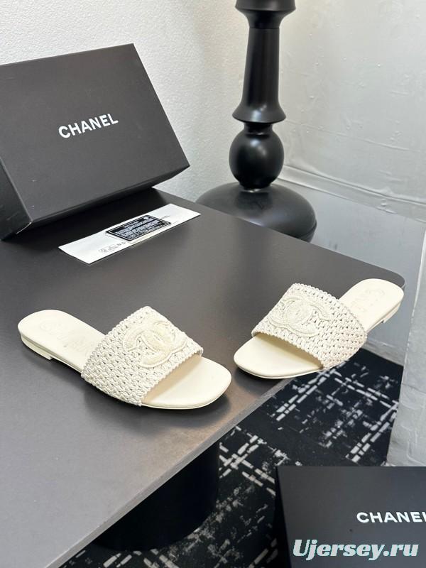 2025 CHANEL White Knit Leather Slippers LY00250