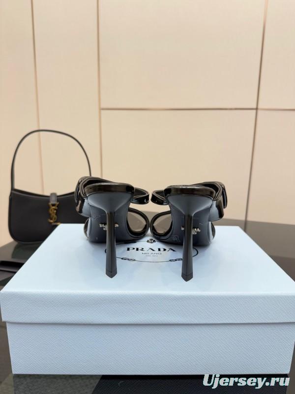 2025 Women Prada Black Leather Sandals