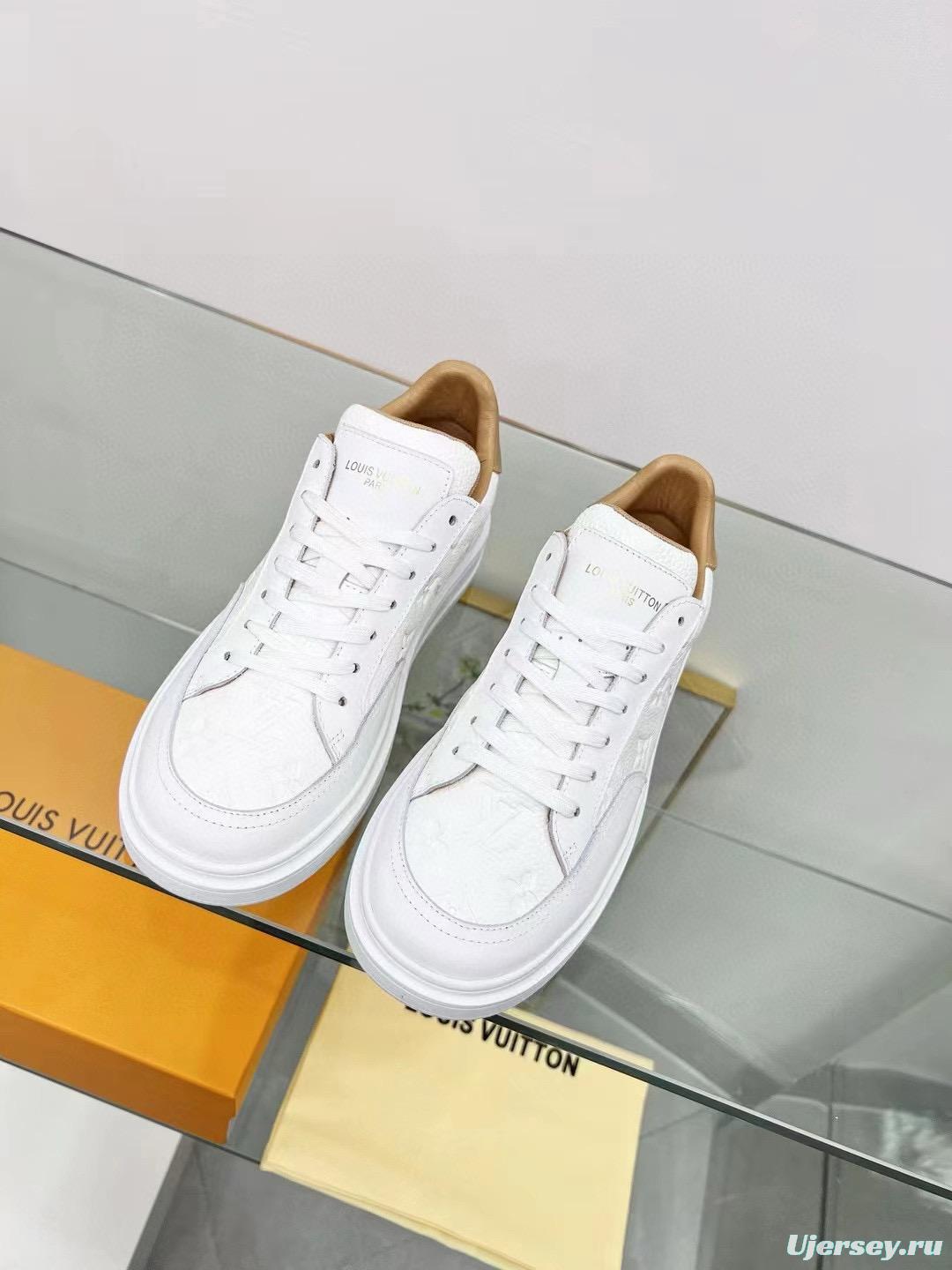 2024 Unisex Louis Vuitton White Beige Leather Sneakers Maxi Damier MJ00330