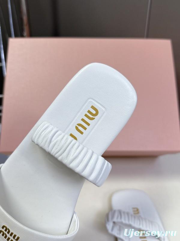 2025 Women Miu Miu White Leather Slippers LY00