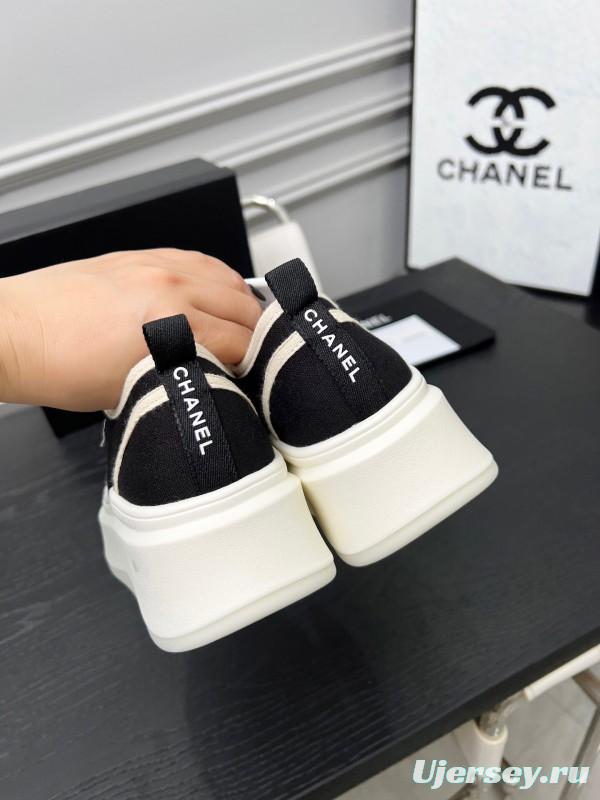 2025 Women Chanel Black White Canvas Sneakers LY00250
