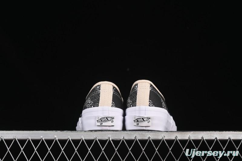 Vans Authentic 44 Slip-On Skate Shoes - VN000D5KESB