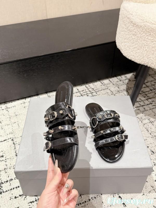 2025 Slippers Balenciaga Black Leather Metal Buckle KFY00289