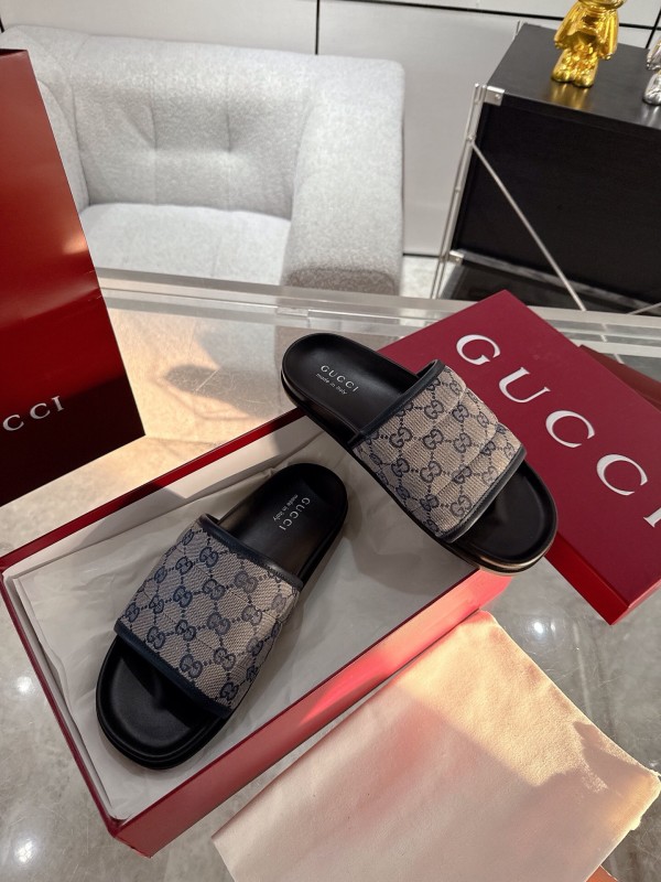 2025 Unisex Gucci Black Grey Fabric Slippers Double G Embossed AS00240
