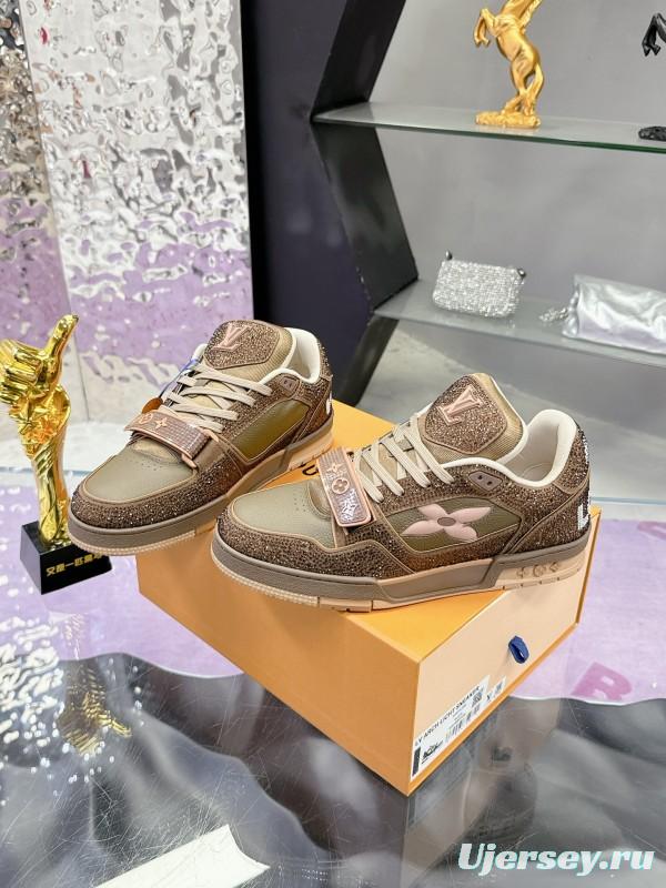 2025 Unisex Louis Vuitton Brown Khaki Leather Fabric Plimsolls Beading AS00400