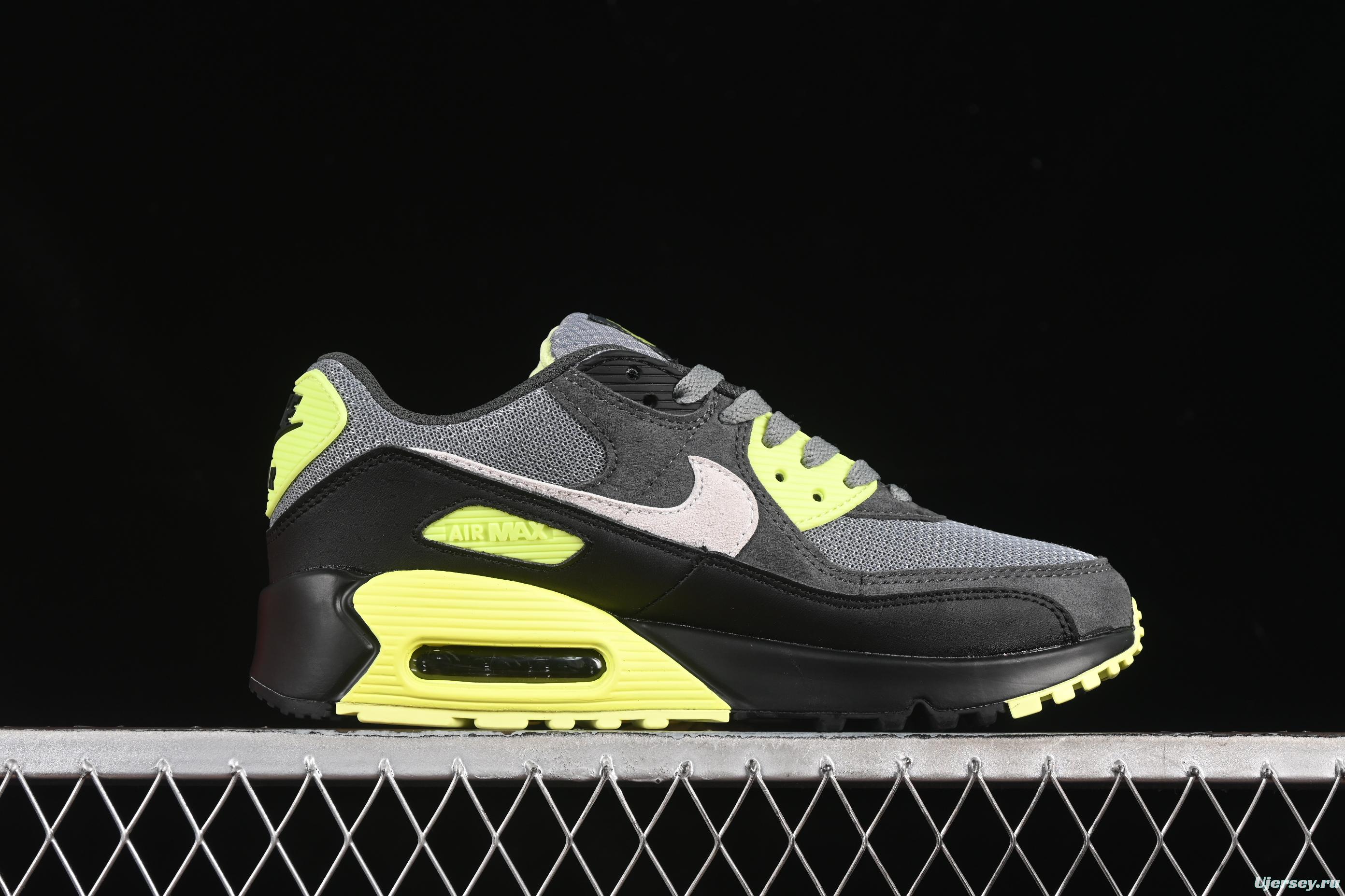 Nike Air Max 90 Retro Running Shoes with Visible Air Cushion - DM0029-012