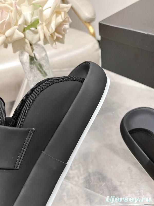 2025 Men Prada Black Leather Slippers KFY00220