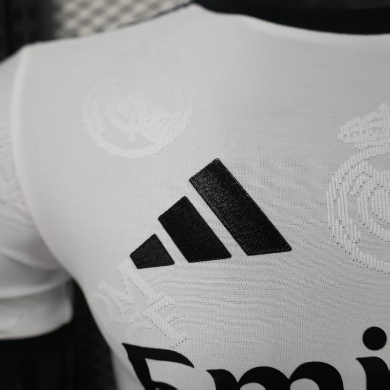 Player Version 25/26 Real Madrid White Special Jersey